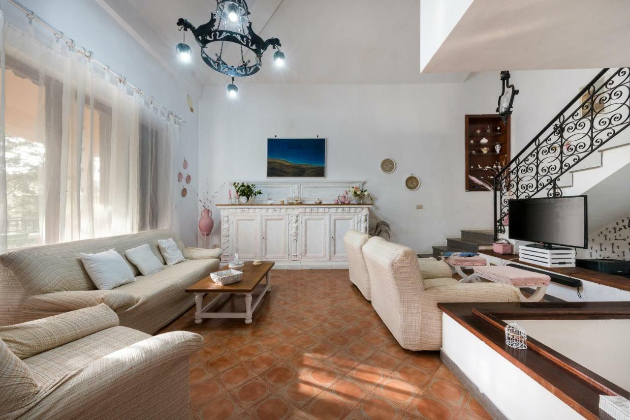 B&B Villa Il Carrubo San Vito Lo Capo Exteriör bild