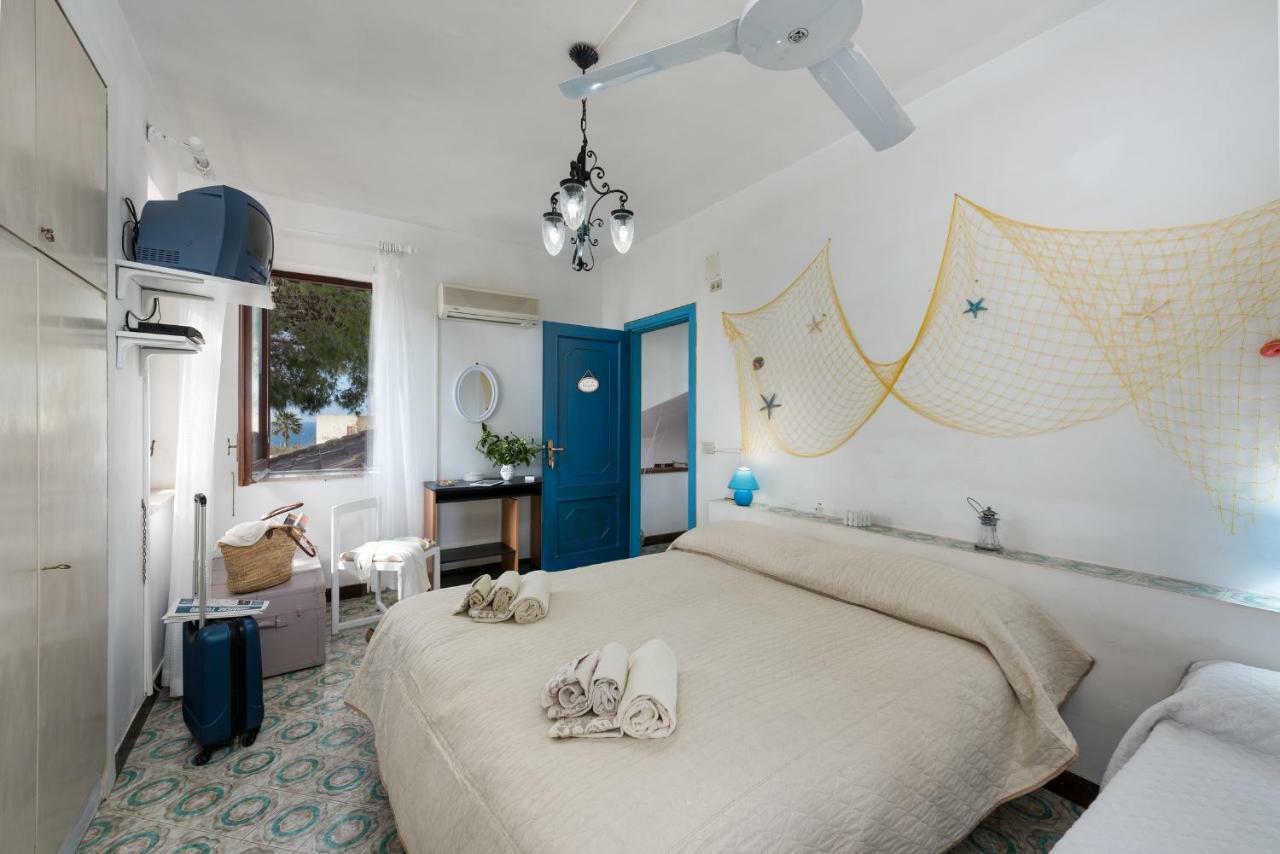 B&B Villa Il Carrubo San Vito Lo Capo Exteriör bild