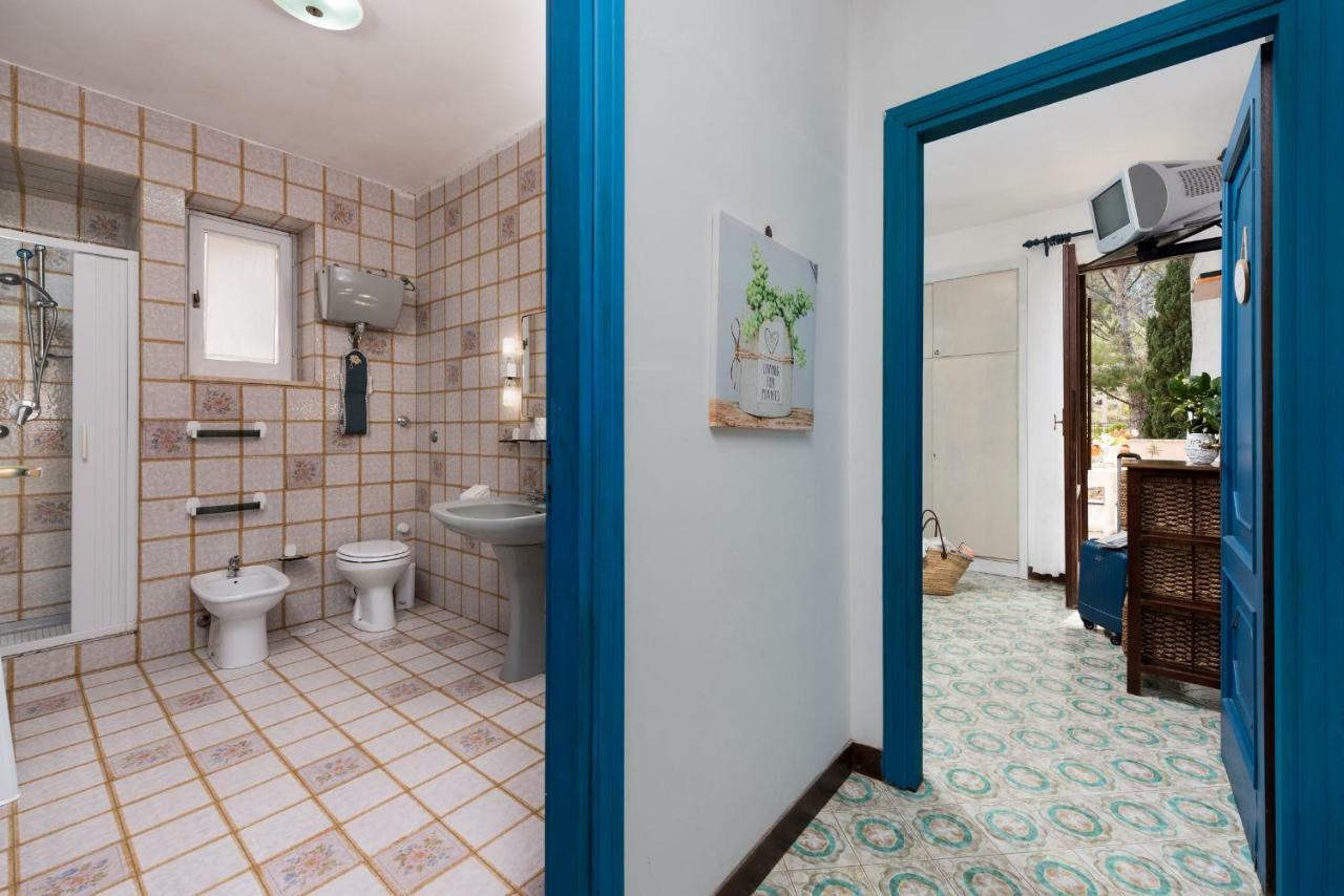 B&B Villa Il Carrubo San Vito Lo Capo Exteriör bild