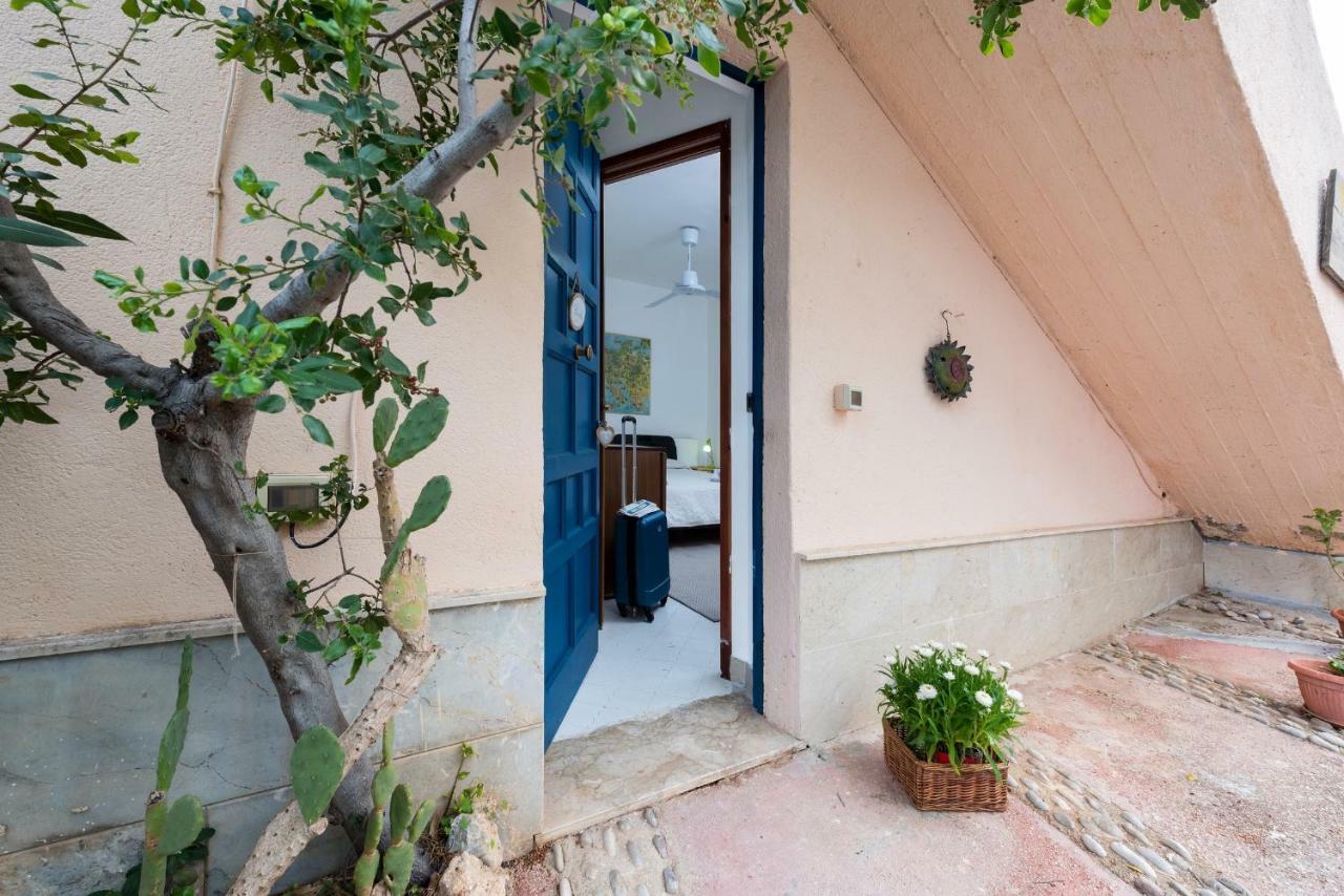 B&B Villa Il Carrubo San Vito Lo Capo Exteriör bild