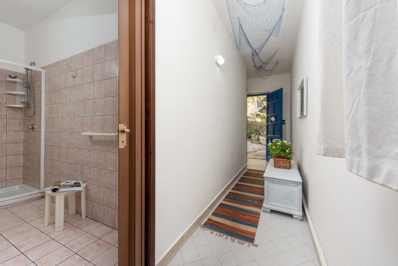 B&B Villa Il Carrubo San Vito Lo Capo Exteriör bild