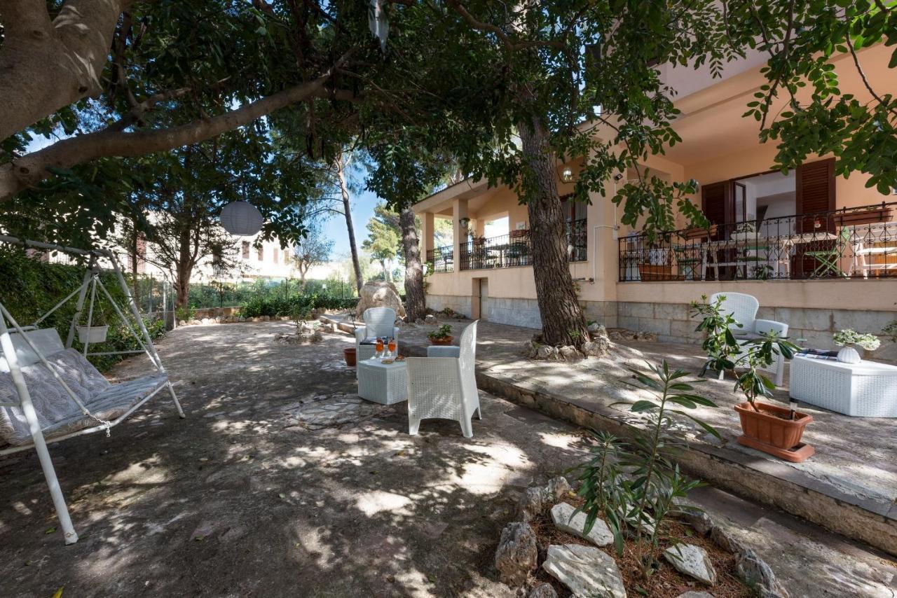 B&B Villa Il Carrubo San Vito Lo Capo Exteriör bild